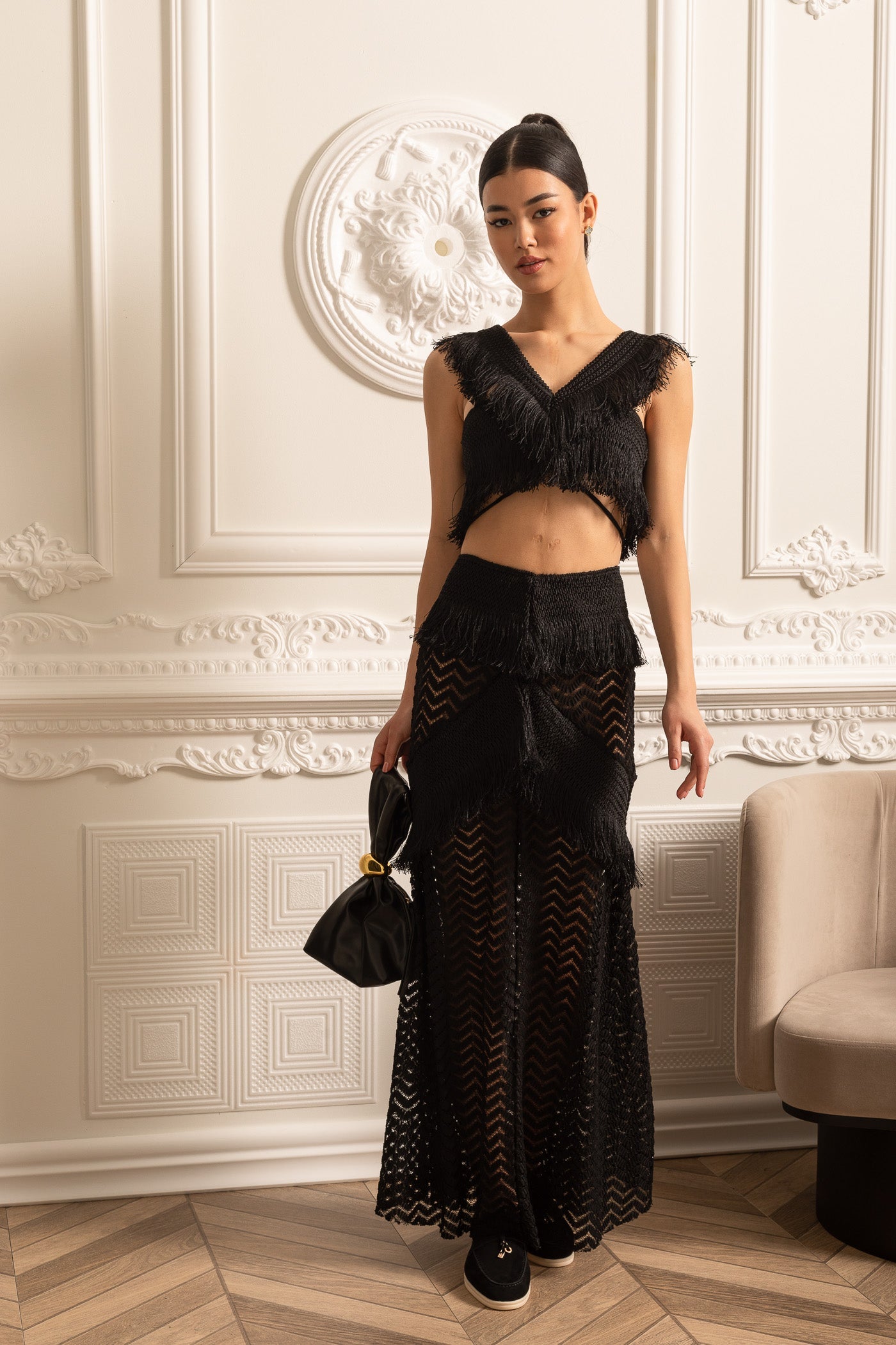 Conjunto Franjado Com Top Crop Sem Mangas E Saia Longa Transparente - Preto