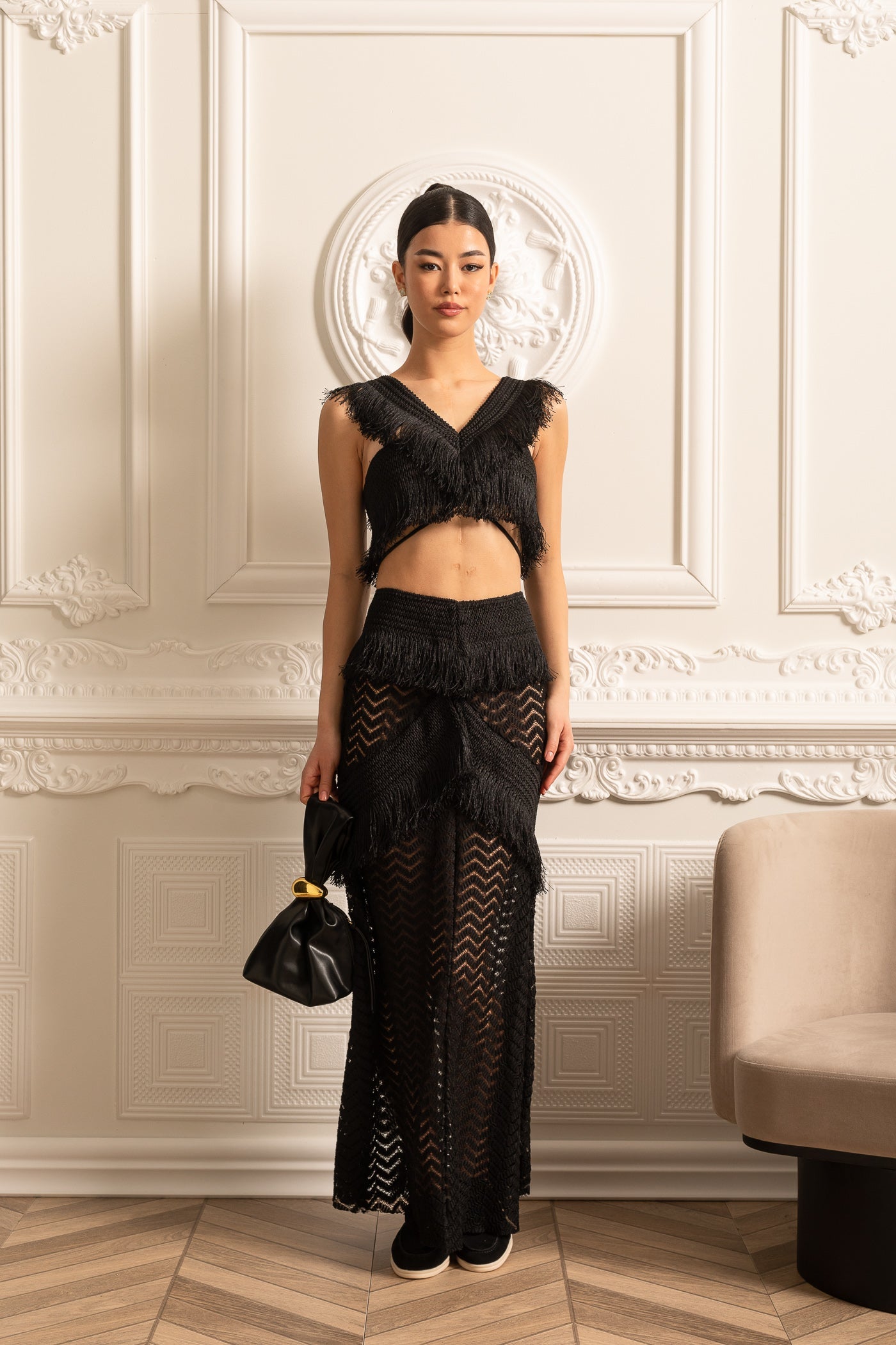 Conjunto Franjado Com Top Crop Sem Mangas E Saia Longa Transparente - Preto