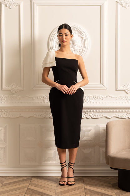 Vestido Justo de Um Ombro com Detalhes Brancos - Preto