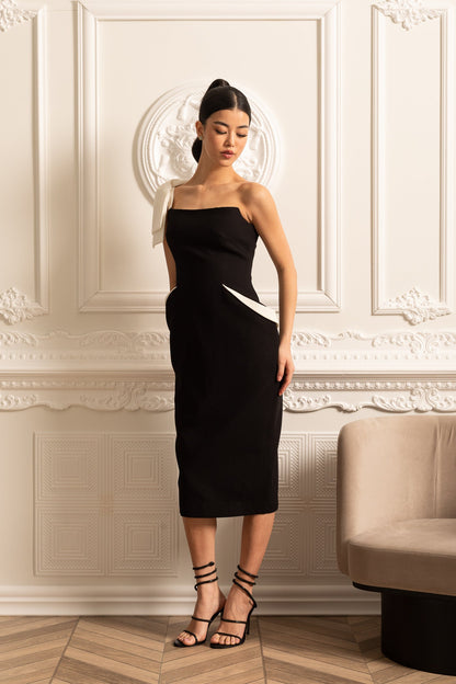 Vestido Justo de Um Ombro com Detalhes Brancos - Preto