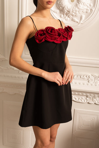 Vestido Mini Sem Mangas Com Saia Larga E Aplicações De Rosa Vermelha - Preto