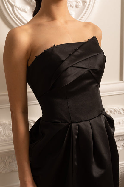 Vestido Midi Sem Alças Com Detalhes Plissados no Peito - Preto