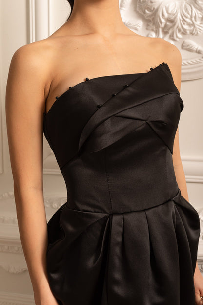 Vestido Midi Sem Alças Com Detalhes Plissados no Peito - Preto