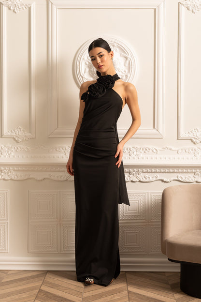 Vestido Justo Com Rosas 3D No Decote E Fenda Lateral - Preto