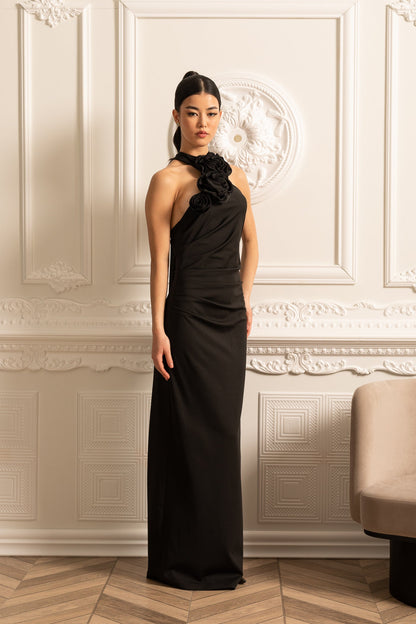 Vestido Justo Com Rosas 3D No Decote E Fenda Lateral - Preto