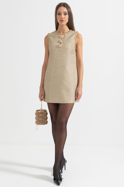 Vestido Mini com Padrão e Acentos Dourados - Ouro