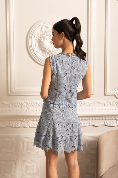 Vestido Mini de Renda com Padrão Floral e Decote Brilhante - Azul