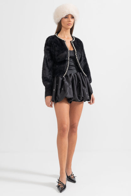 Cardigan Fluffy com Detalhes em Pérolas - Preto
