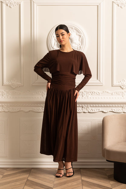 Vestido Elegante Com Cintura Plissada, Saia Maxi Plissada E Top Camponesa - Castanho