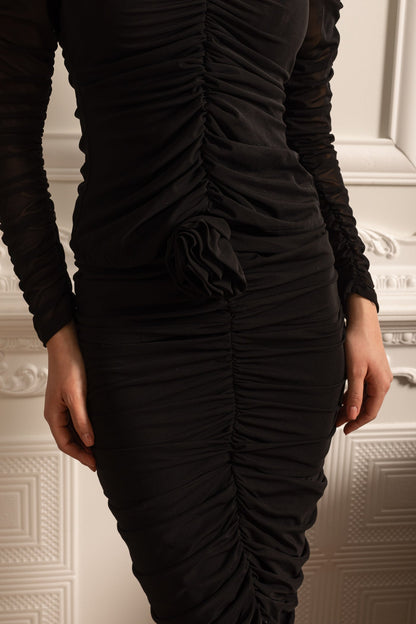 Conjunto de Dois Peças Pregueado com Flores 3D na Frente - Preto