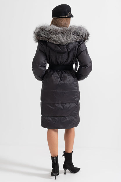 Casaco Puffer Longo com Capuz Forrado a Pele de Raposa Cinza - Preto