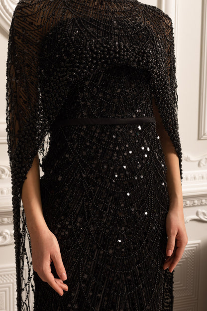 Vestido Glamouroso com Contas e Véu Destacável - Preto