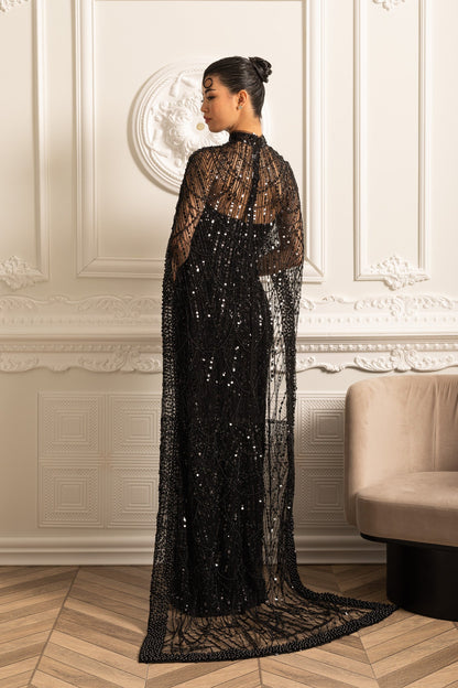 Vestido Glamouroso com Contas e Véu Destacável - Preto