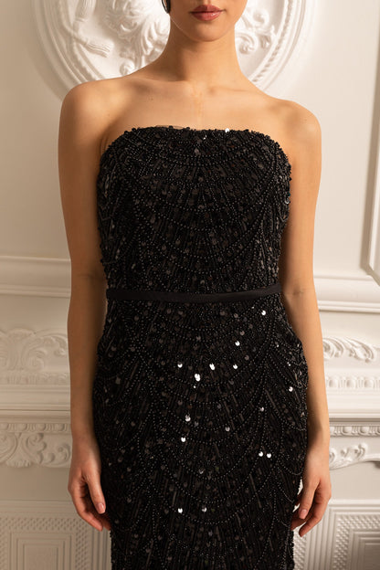 Vestido Glamouroso com Contas e Véu Destacável - Preto