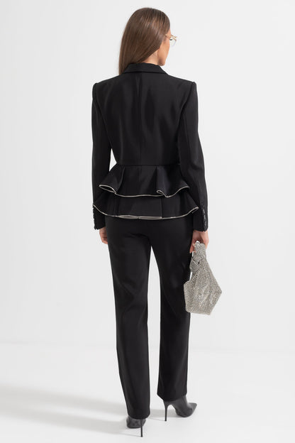 Conjunto Co-Ord Contemporâneo Com Detalhes Ruffle E Zíperes - Preto