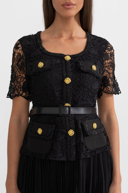 Vestido Elegante de Manga Curta com Top de Renda e Saia Larga - Preto