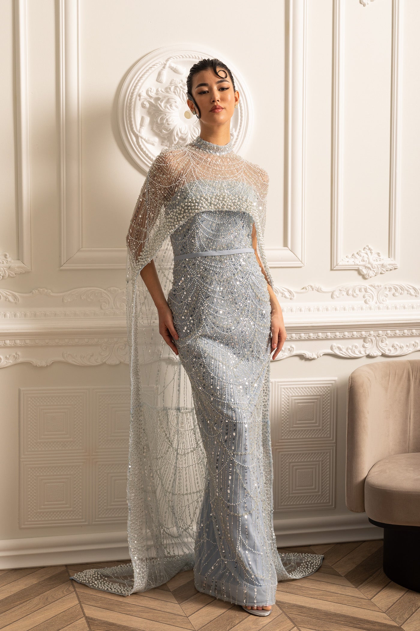 Vestido Glamouroso com Contas e Véu Destacável - Azul