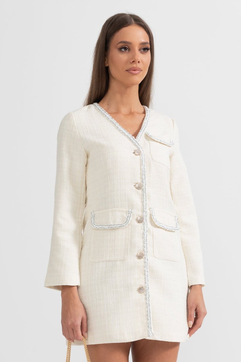 Vestido Moderno com Costura Prateada - Branco