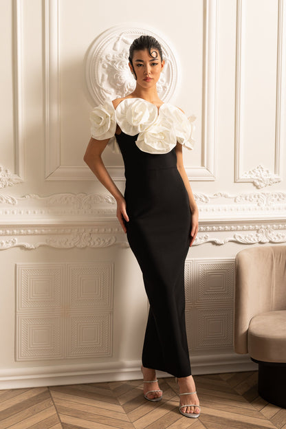 Vestido Justo com Grandes Aplicações Florais Brancas - Preto
