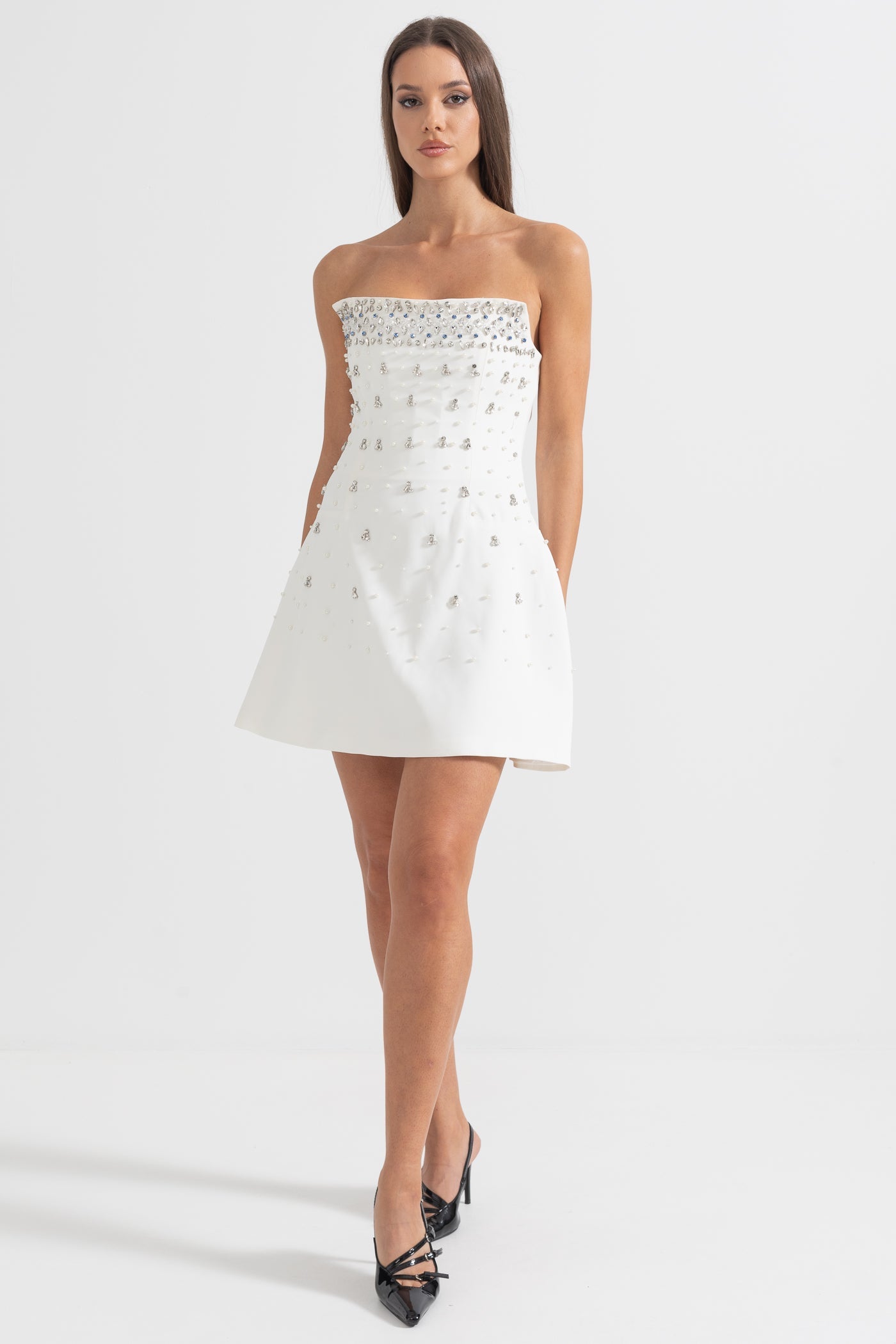 Vestido Mini Sem Mangas com Adornos de Cristal - Branco