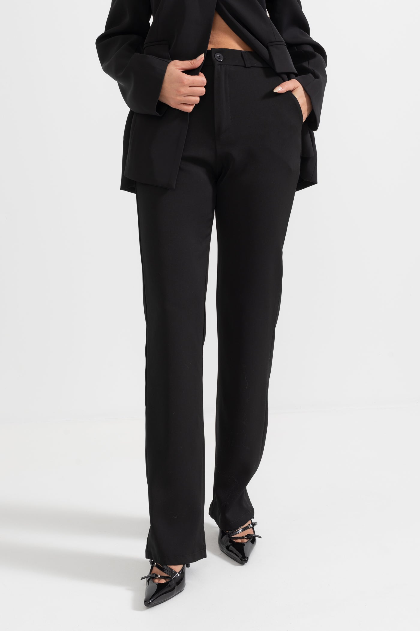 Calças Largas de Cintura Alta - Preto