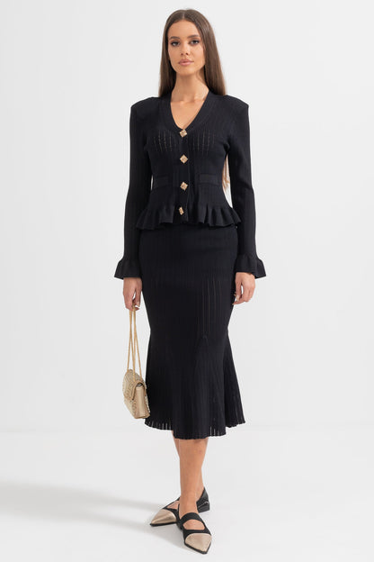 Conjunto de Malha com Casaco Rendido e Saia Larga - Preto