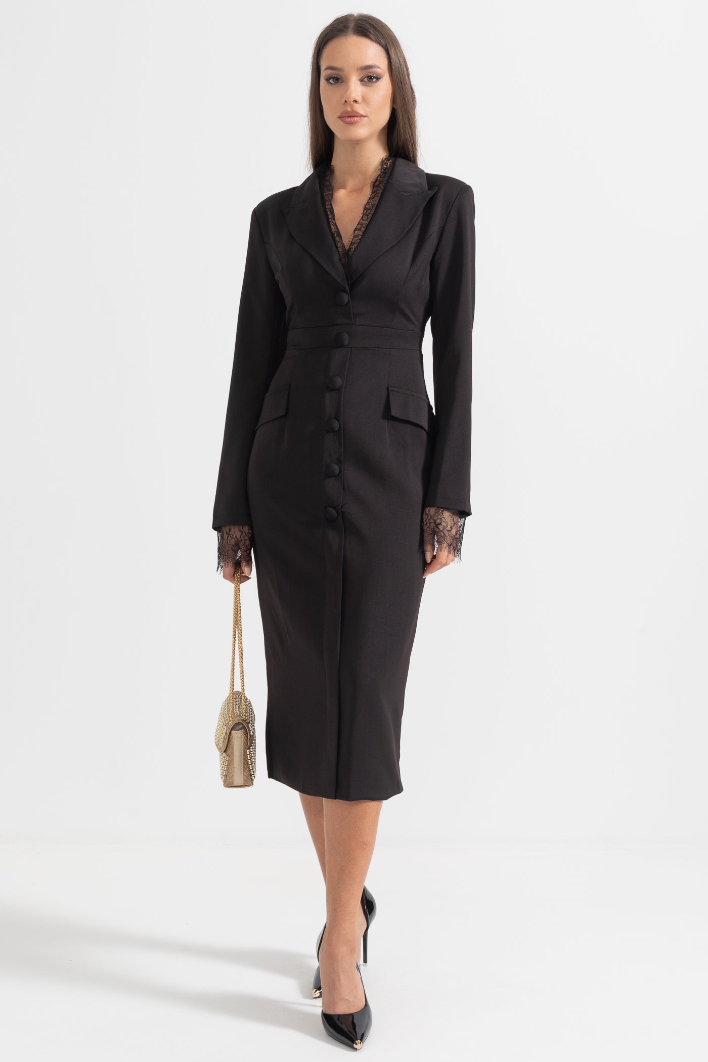 Vestido Elegante com Botões e Detalhes em Renda - Preto