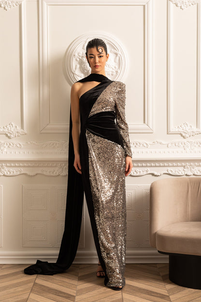 Vestido Glamouroso com Lantejoulas e Acentos de Veludo Preto - Prata