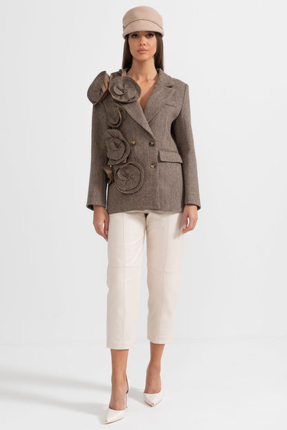 Blazer de Tweed Duplo com Aplicações Florais - Castanho