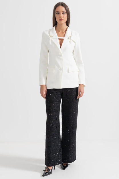 Blazer Ajustado Com Faixa Cruzada no Peito - Branco