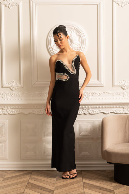 Vestido Elegante Justo com Recortes Frontais e Apliques Brilhantes - Preto