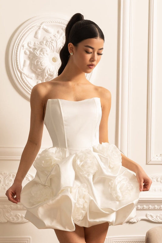 Vestido Mini de Cetim com Saia Mini Floral de Tecido Pregueado - Branco
