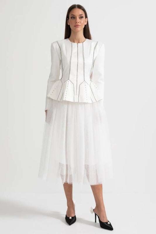 Conjunto de Casaco Peplum e Saia de Tule Transparente com Costuras Estruturadas - Branco