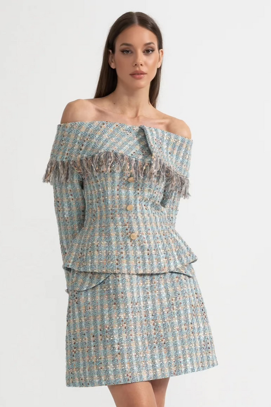 Conjunto de Tweed Xadrez com Top Off-Shoulder e Mini Saia Coordenada - Azul