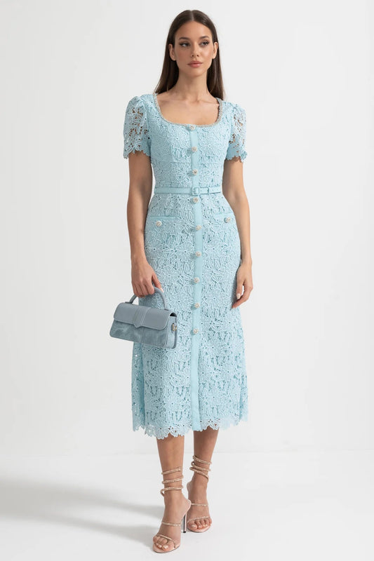 Vestido Midi de Renda Azul Delicada - Azul Bebé