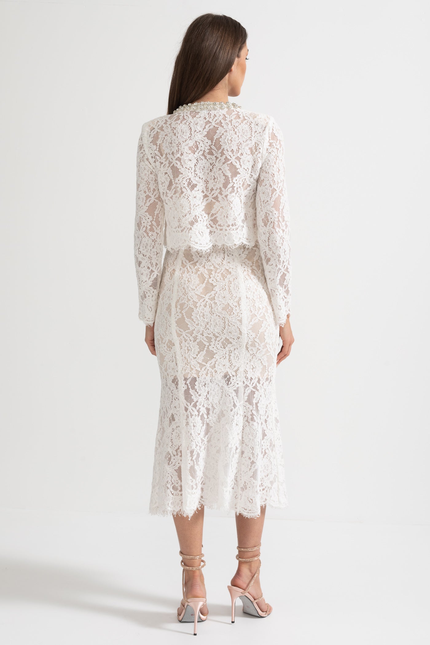 Conjunto de Renda com Detalhes Brilhantes no Decote e Saia Midi - Branco