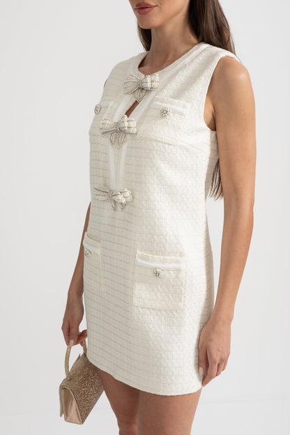 Vestido Texturizado Sem Mangas Com Laços Decorados em Metal - Branco