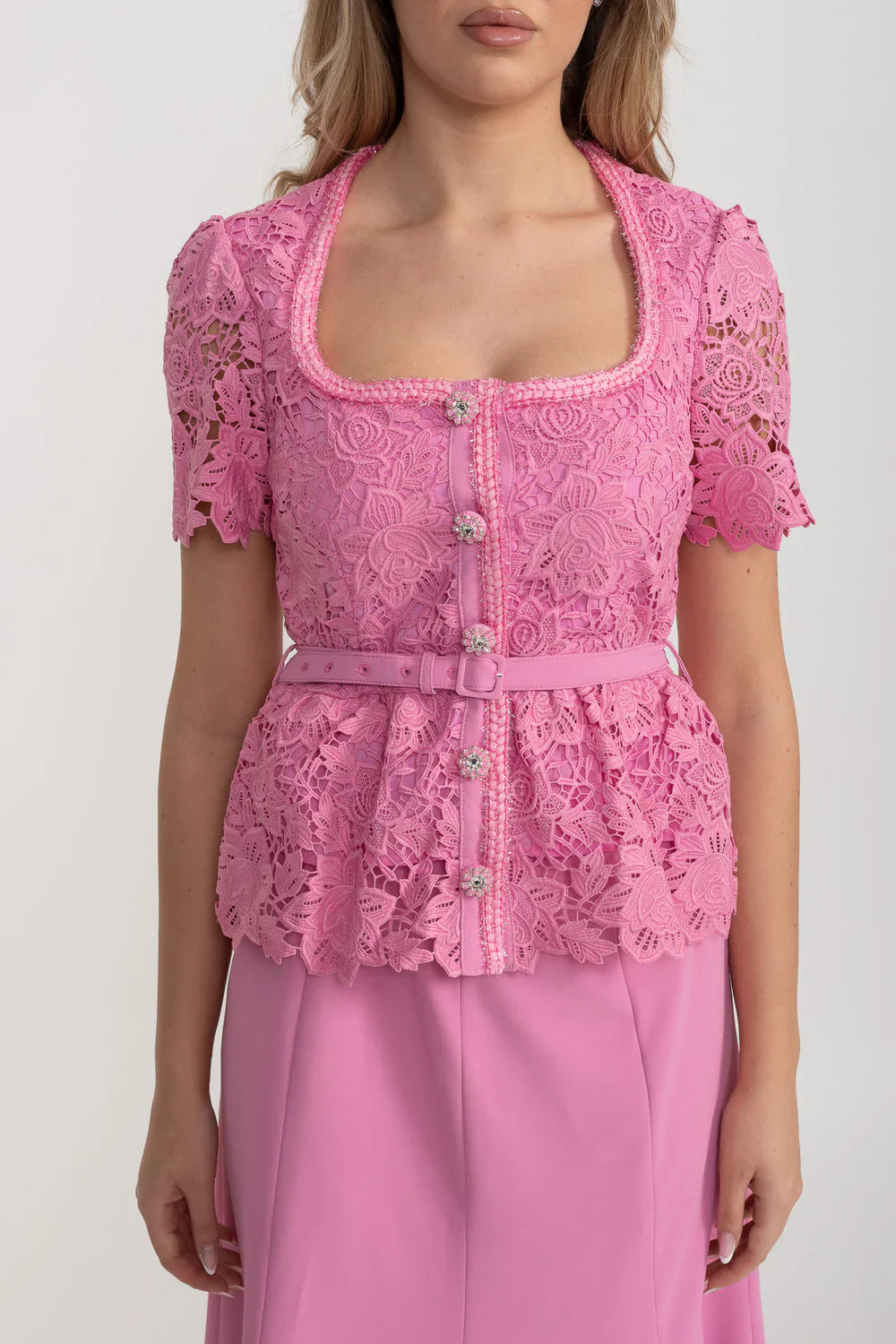 Vestido Elegante Com Top de Renda, Cinto Coordenado e Saia Coordenada - Rosa