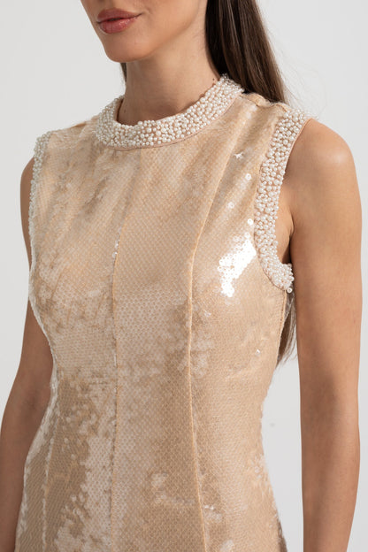 Vestido Elegante de Lantejoulas com Aplicações de Pérolas Brancas - Bege