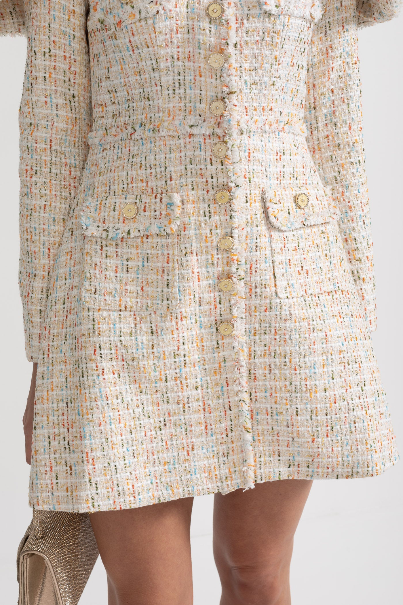 Vestido de Tweed Texturizado de Manga Longa com Lapas de Ombro Distintivas - Ivoire