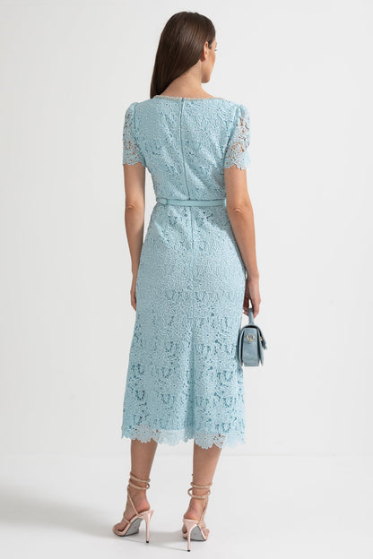 Vestido Midi de Renda Azul Delicada - Azul Bebé