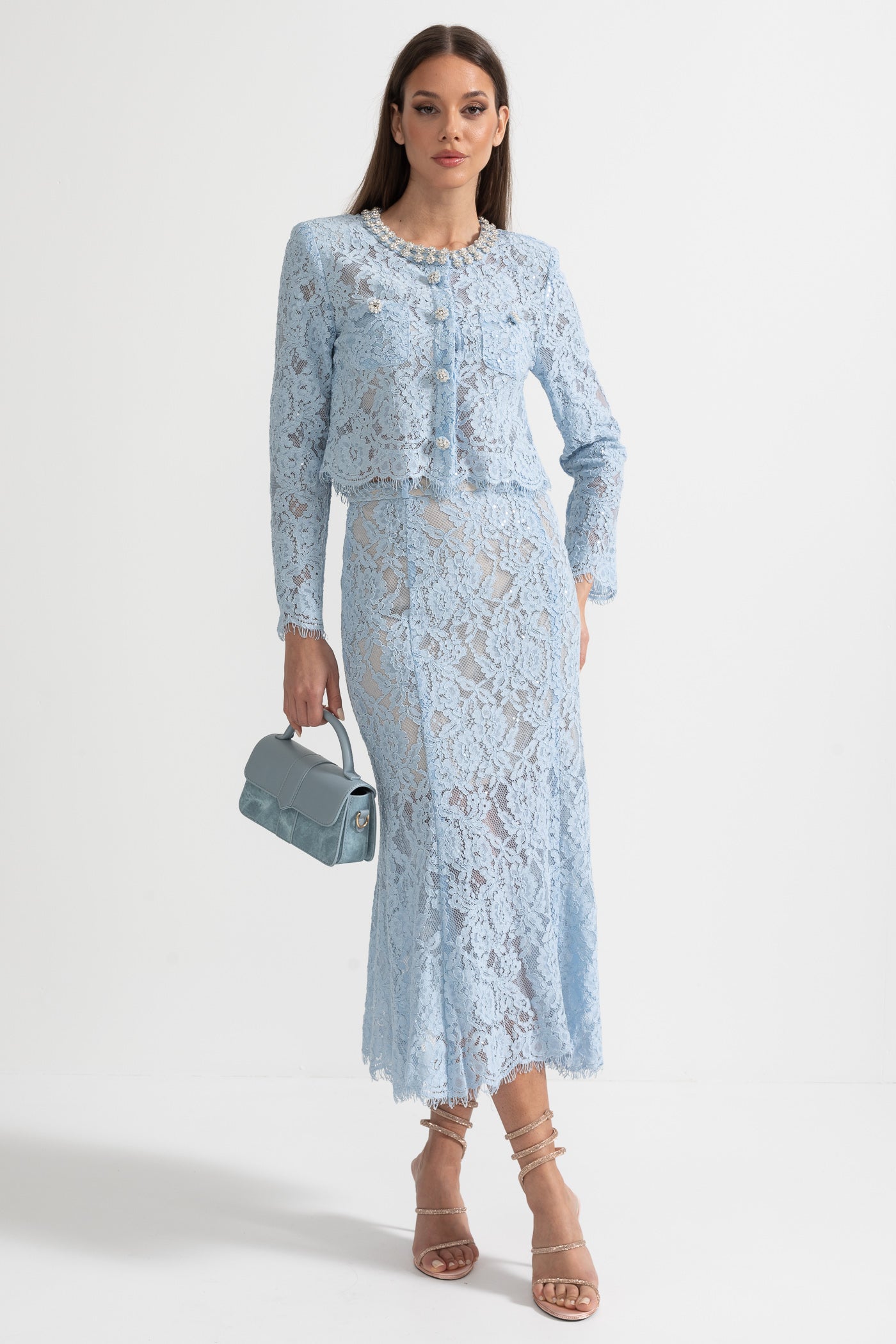 Conjunto de Renda com Detalhes Brilhantes no Decote e Saia Midi - Azul