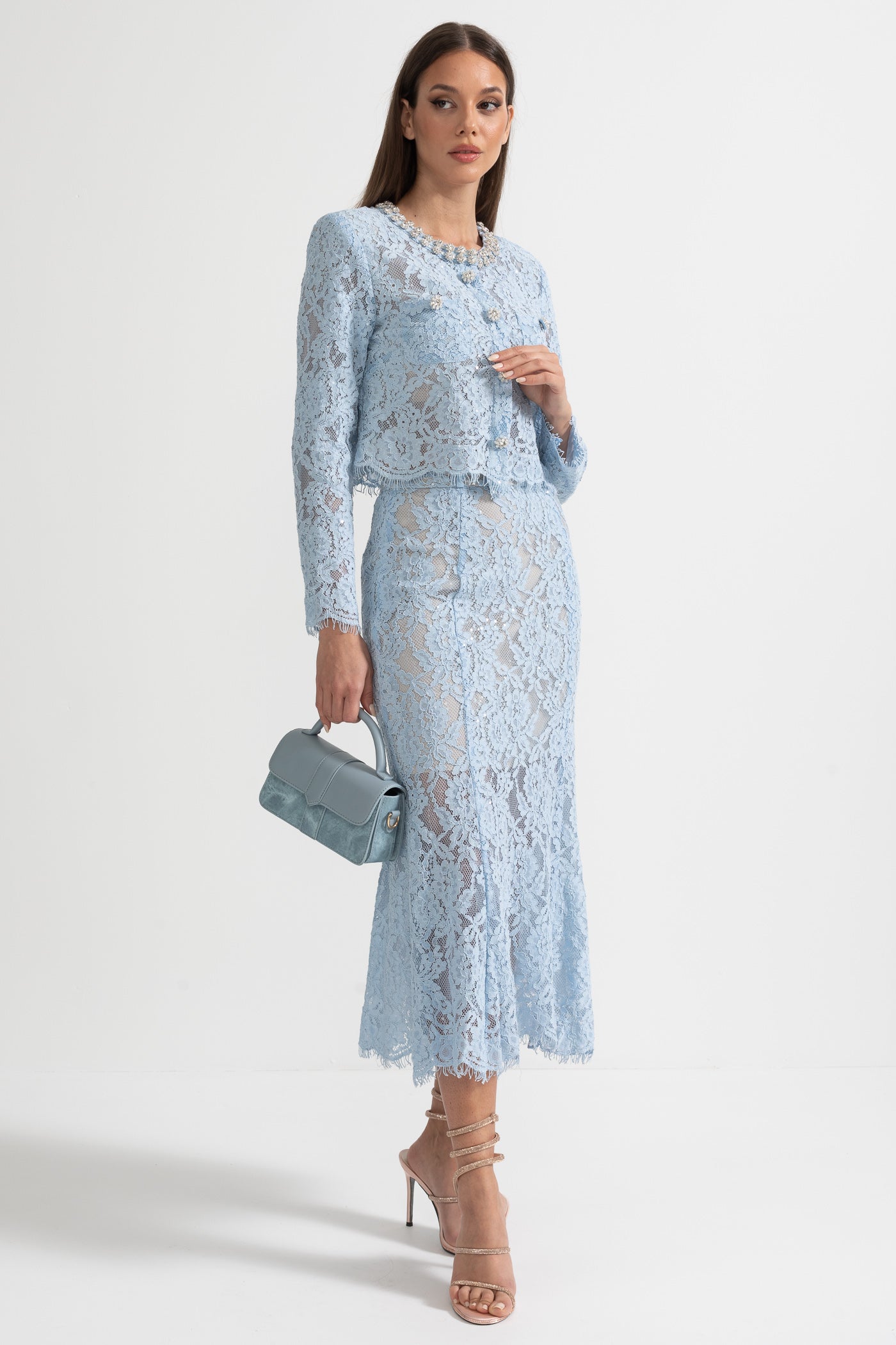 Conjunto de Renda com Detalhes Brilhantes no Decote e Saia Midi - Azul