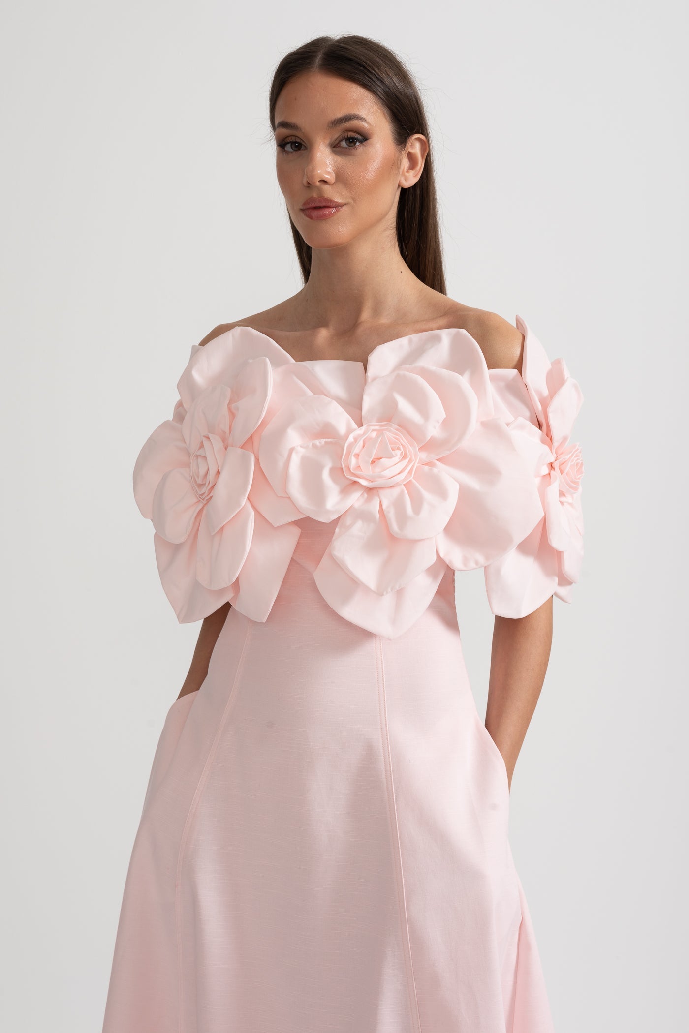 Inês | Midi Ombro a Ombro com Detalhes Florais
