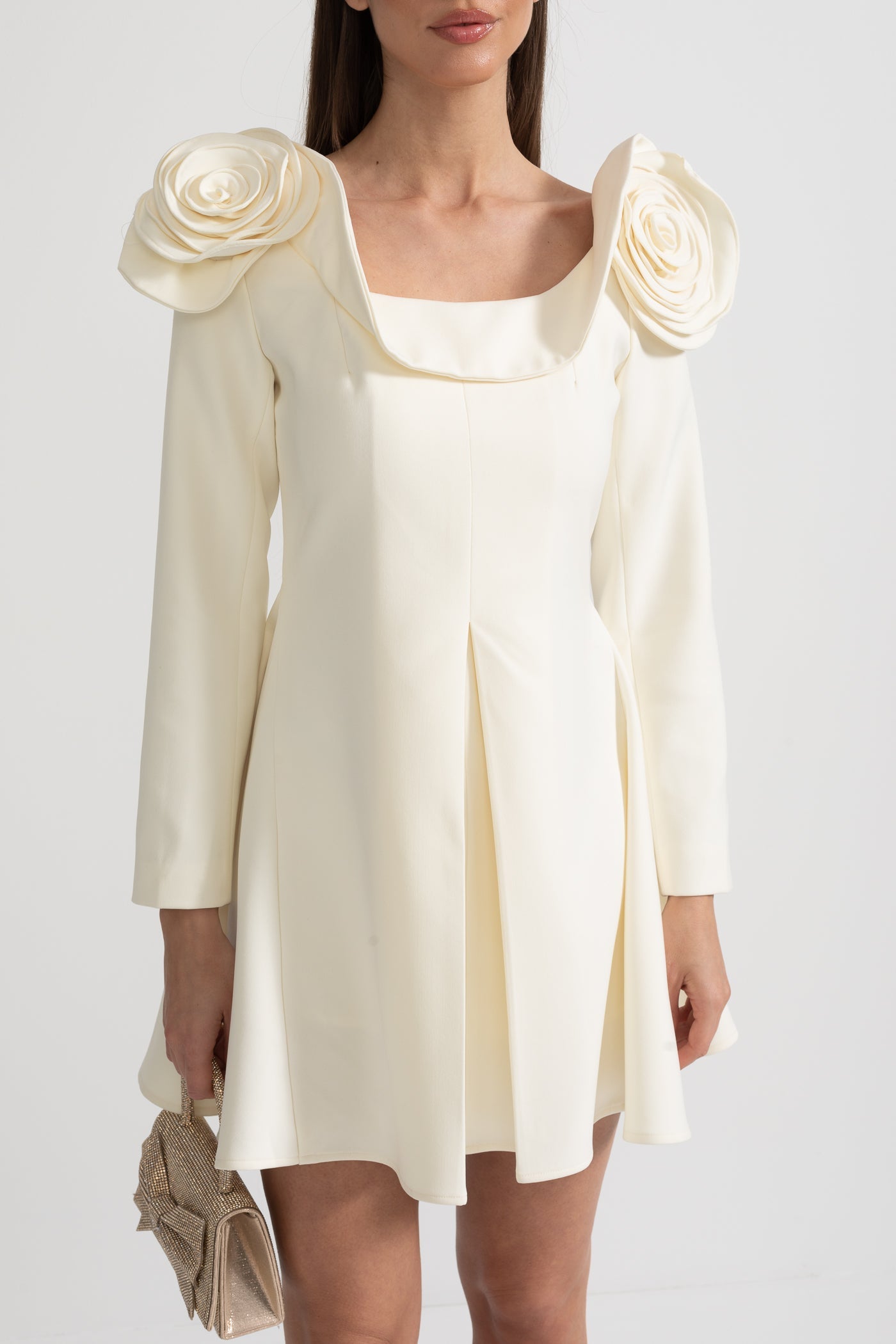 Vestido Mini Elegante Com Decote Quadrado, Apliques Florais 3D E Saia Larga - Ivoire