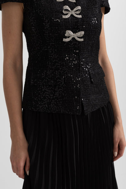 Vestido Elegante Com Top de Lantejoulas e Saia Plissada - Preto