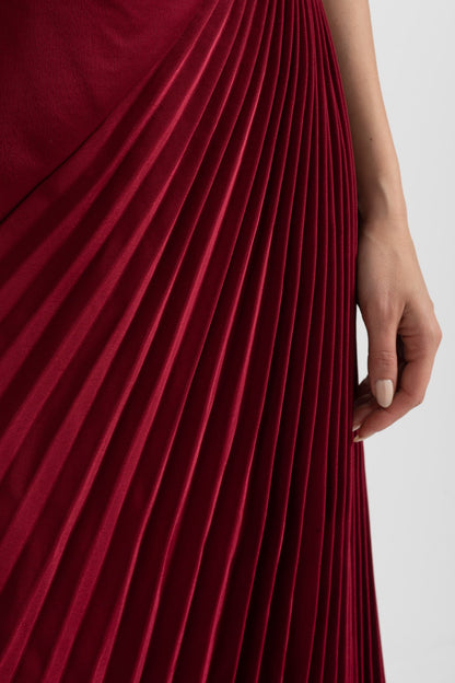 Vestido Assimétrico Sem Mangas com Detalhes Plissados - Vermelho