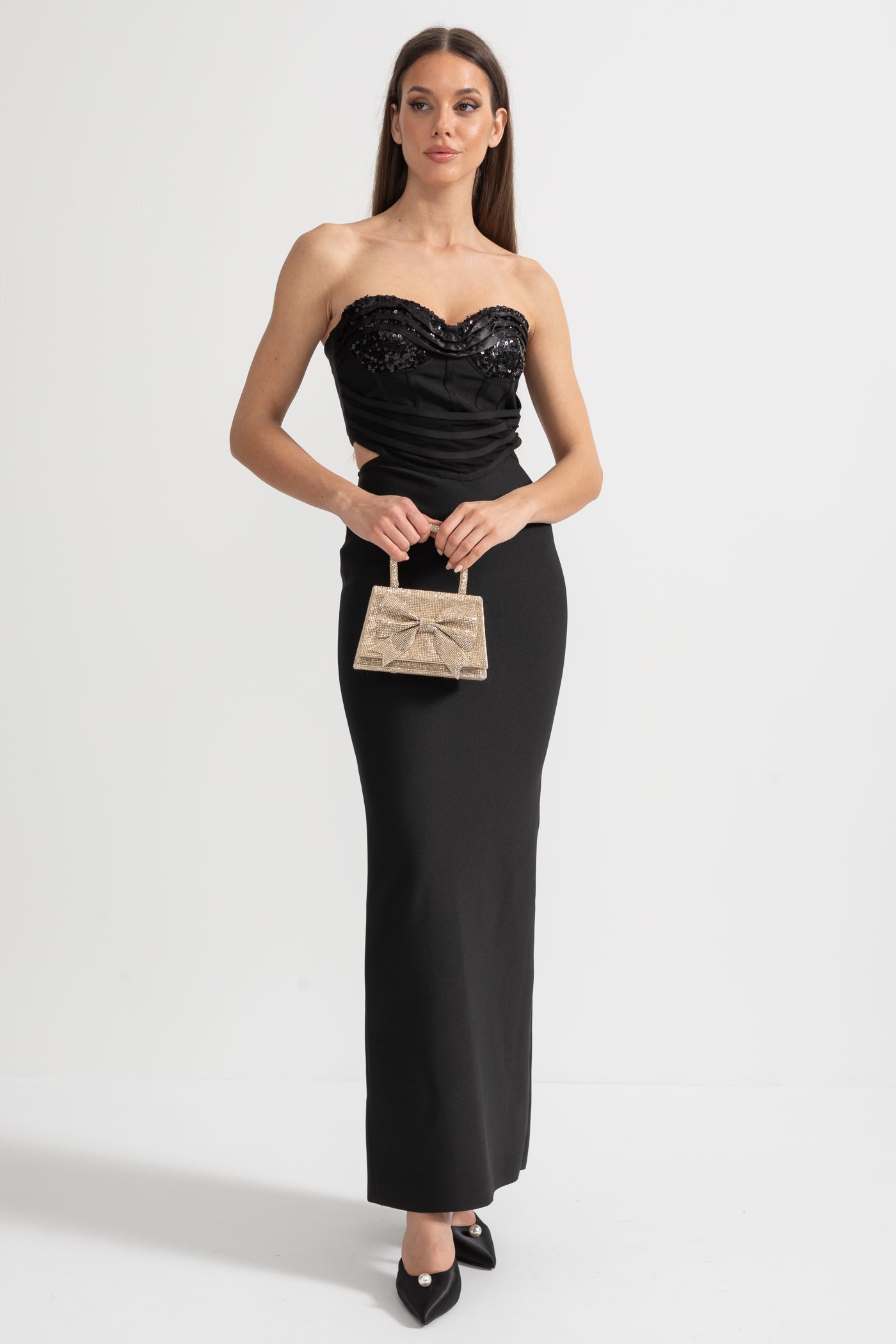 Conjunto de Bustier de Lantejoulas e Saia Maxi com Recortes Laterais - Preto