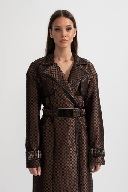Trench Coat de Lapela Larga com Cinto de Fivela Dourada - Castanho