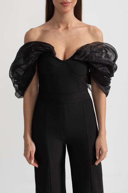 Macacão Off-Shoulder com Detalhes Transparentes Drapados - Preto